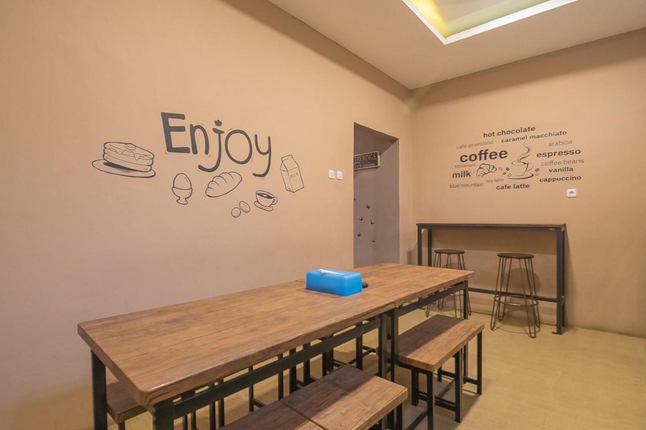 Vk Pods Bandung Hostel Bagian luar foto